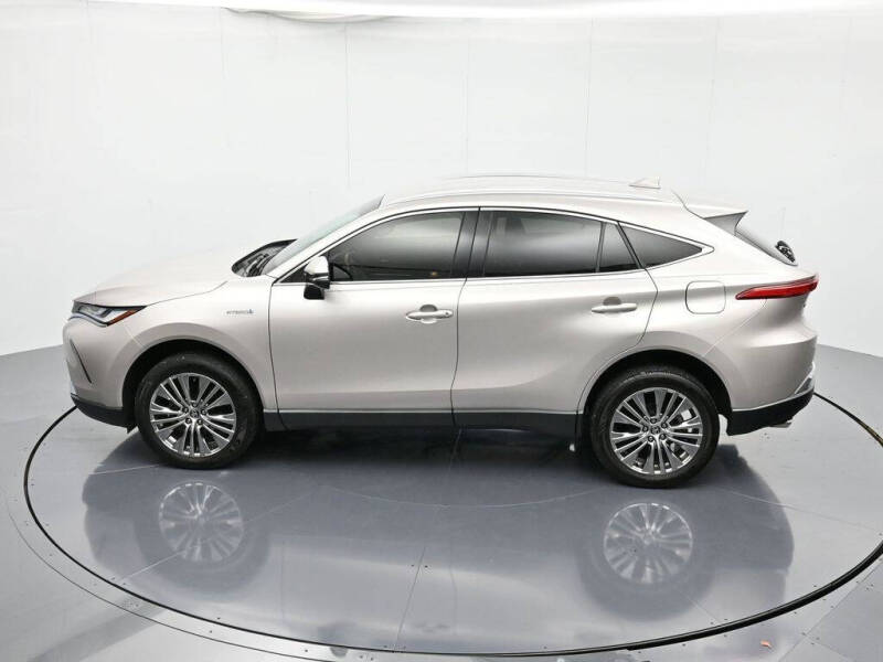 2021 Toyota Venza XLE