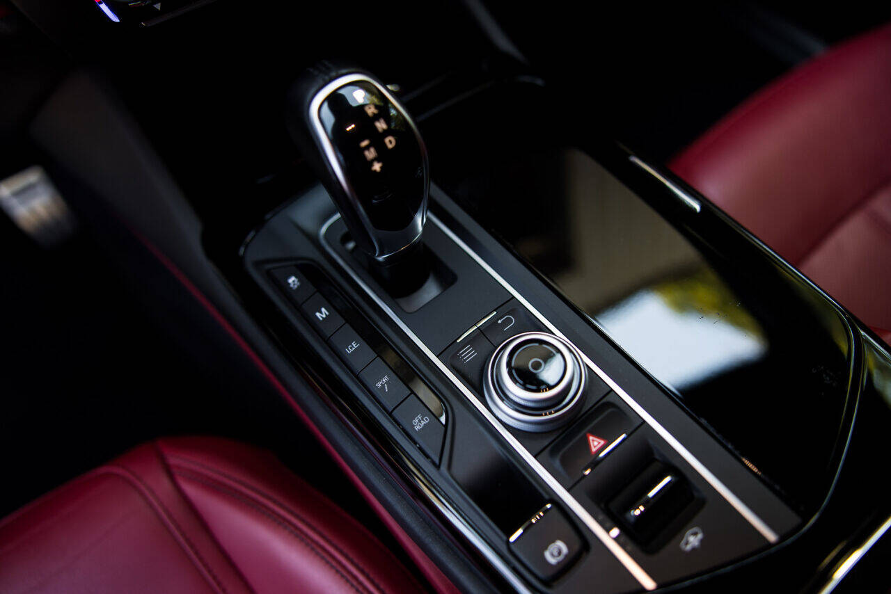 2018 Maserati Levante 27