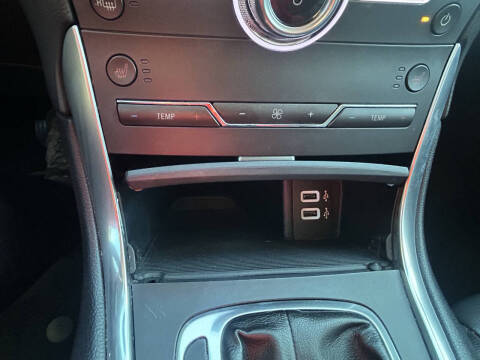 2017 Ford Edge Titanium