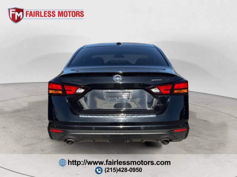 2022 Nissan Altima 2.5 SR