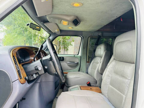 2000 Dodge Ram Van 1500