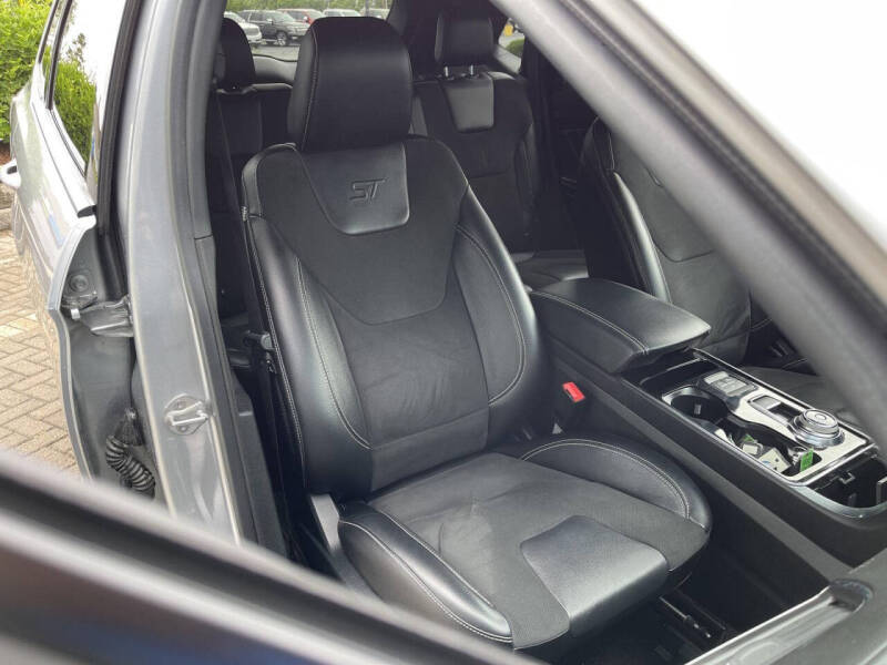2020 Ford Edge ST