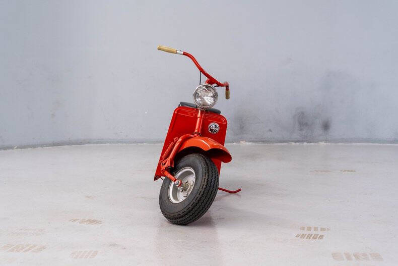 1959 Cushman Highlander Model 721-28