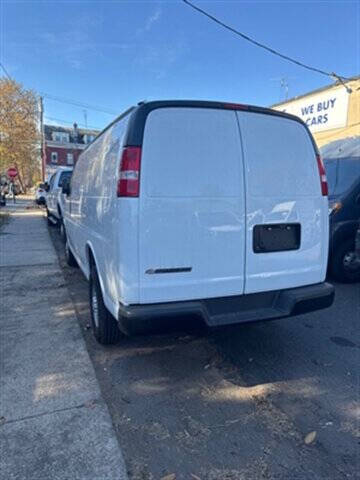 2019 Chevrolet Express 2500