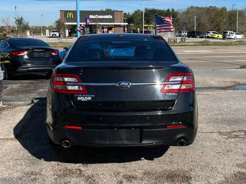 2015 Ford Taurus SEL