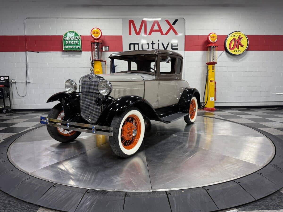 1930 Ford Model A 4