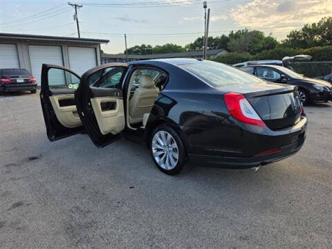2014 Lincoln MKS