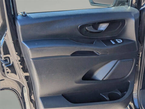 2020 Mercedes-Benz Metris Passenger