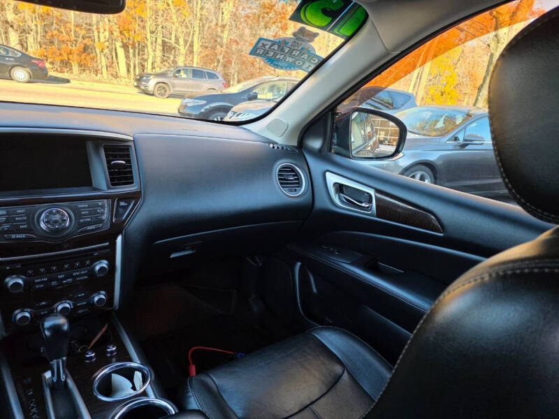 2013 Nissan Pathfinder Platinum