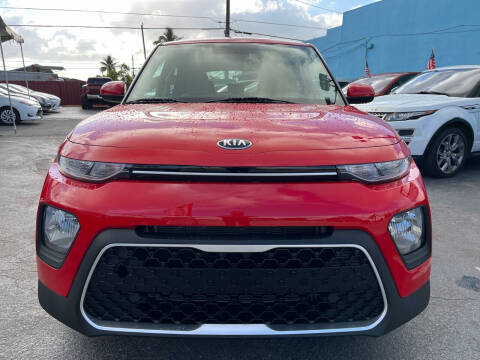 2020 Kia Soul for sale at Molina Auto Sales in Hialeah FL