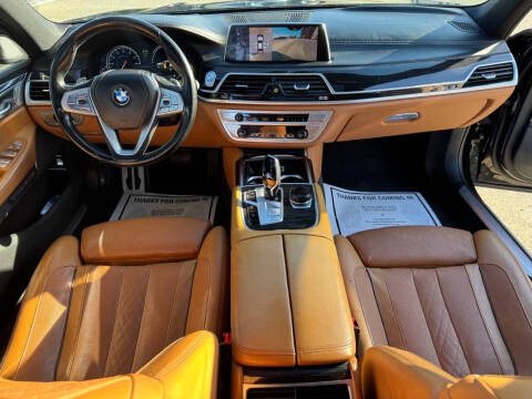 2017 BMW 7 Series 750i xDrive