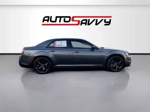 2022 Chrysler 300 Touring