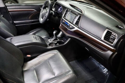 2016 Toyota Highlander