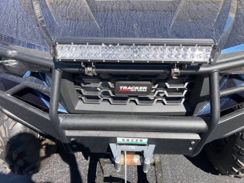 2023 Tracker 800 SX LE EPS