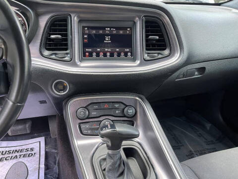 2018 Dodge Challenger SXT