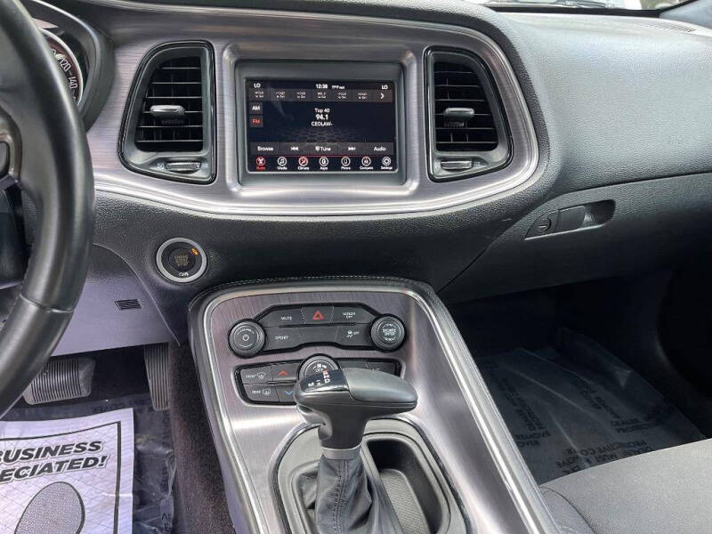 2018 Dodge Challenger SXT