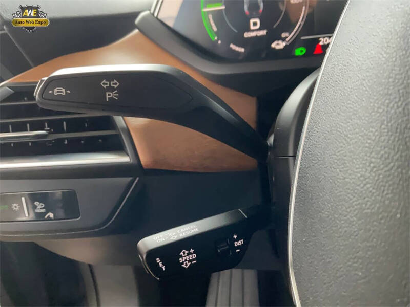 2023 Audi e-tron GT quattro Premium Plus