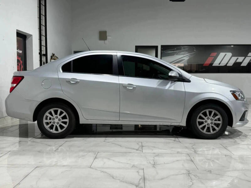 2020 Chevrolet Sonic LT