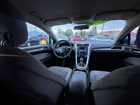 2014 Ford Fusion S