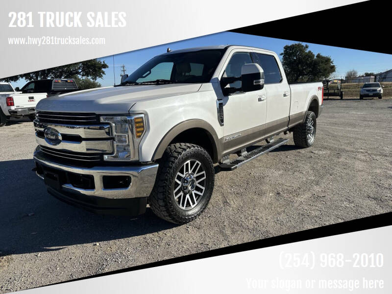 2019 Ford F-350 Super Duty Lariat's photo