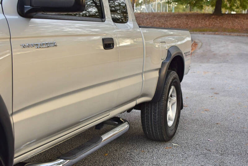 2003 Toyota Tacoma Prerunner photo 12