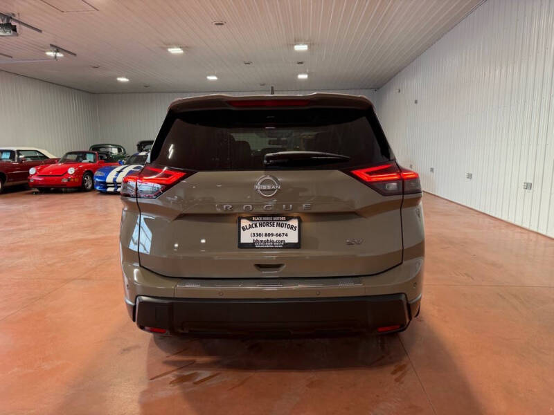 2024 Nissan Rogue SV