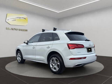 2019 Audi Q5 quattro Premium 45 TFSI