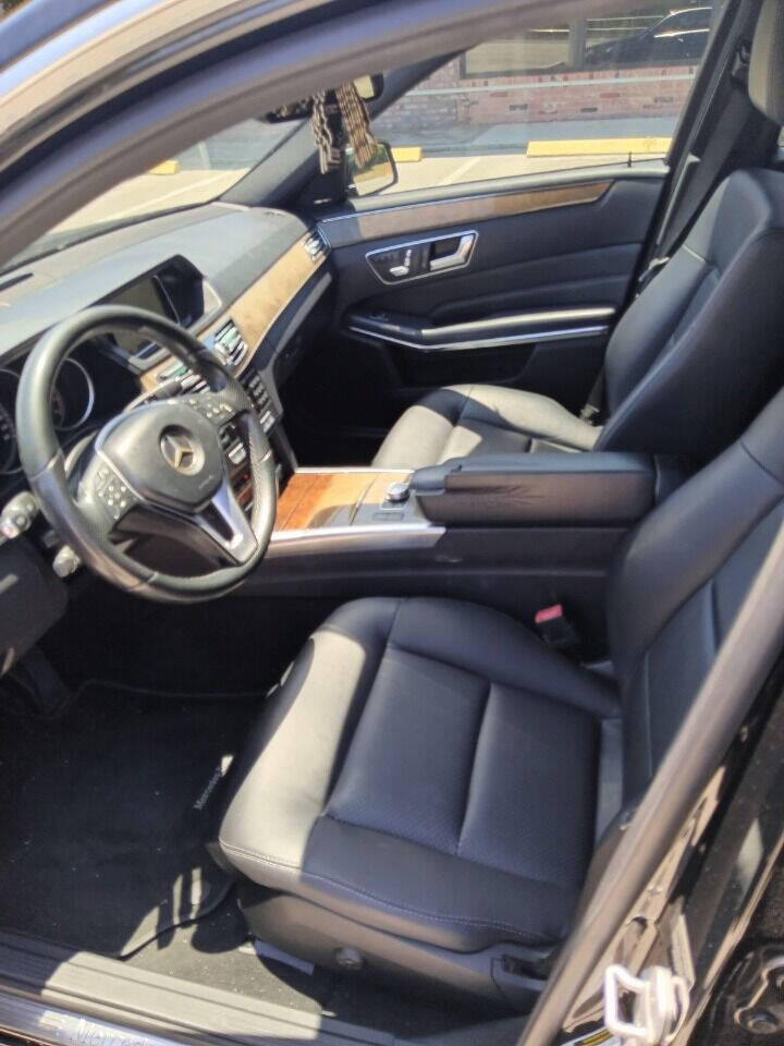 2015 MERCEDES-BENZ E-Class Sedan - $9,950