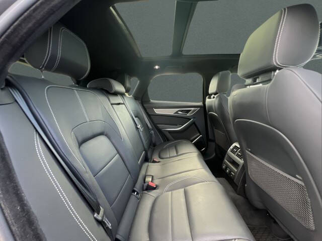 2025 Jaguar F-PACE P250 R-Dynamic S