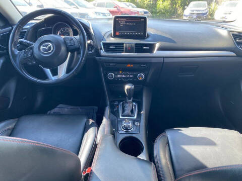 2015 Mazda MAZDA3 s Touring