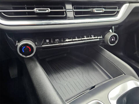 2026 Chevrolet Equinox EV LT 1