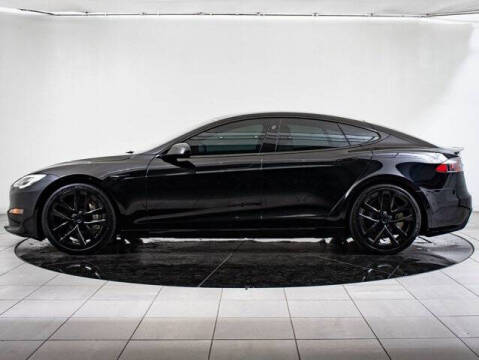 2021 Tesla Model S Plaid