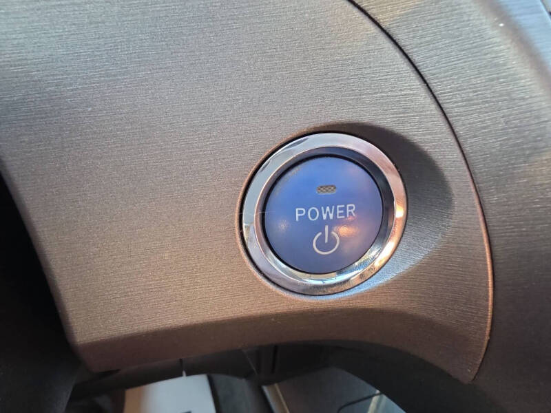2012 Toyota Prius Two