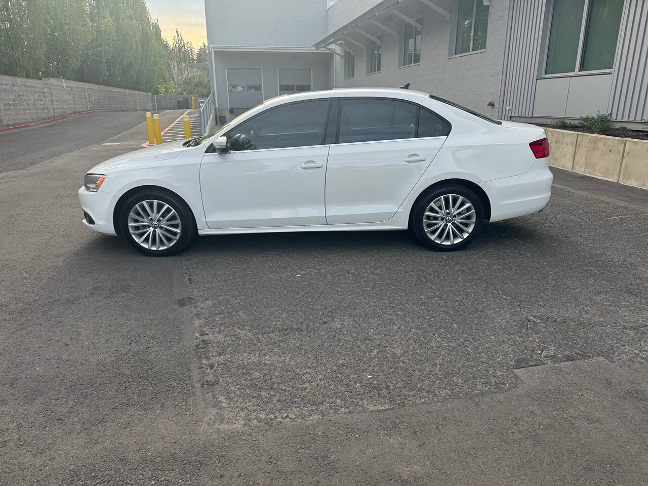 2013 Volkswagen Jetta for sale at Worldwide Auto in Portland, OR