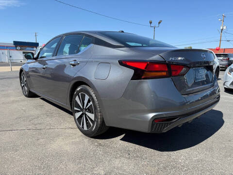 2021 Nissan Altima 2.5 SV