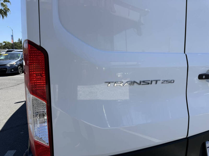 2020 Ford Transit 250