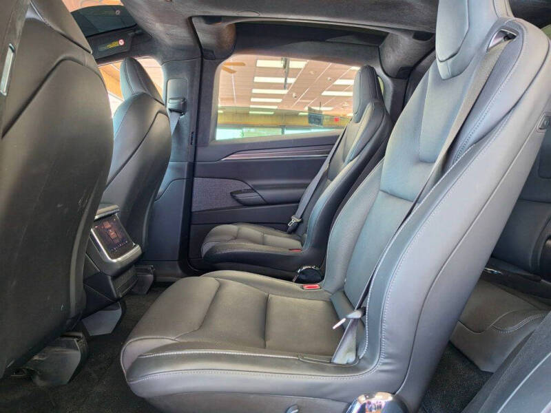 2022 Tesla Model X Plaid