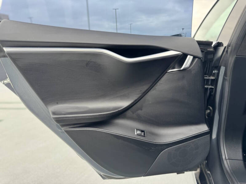 2016 Tesla Model S
