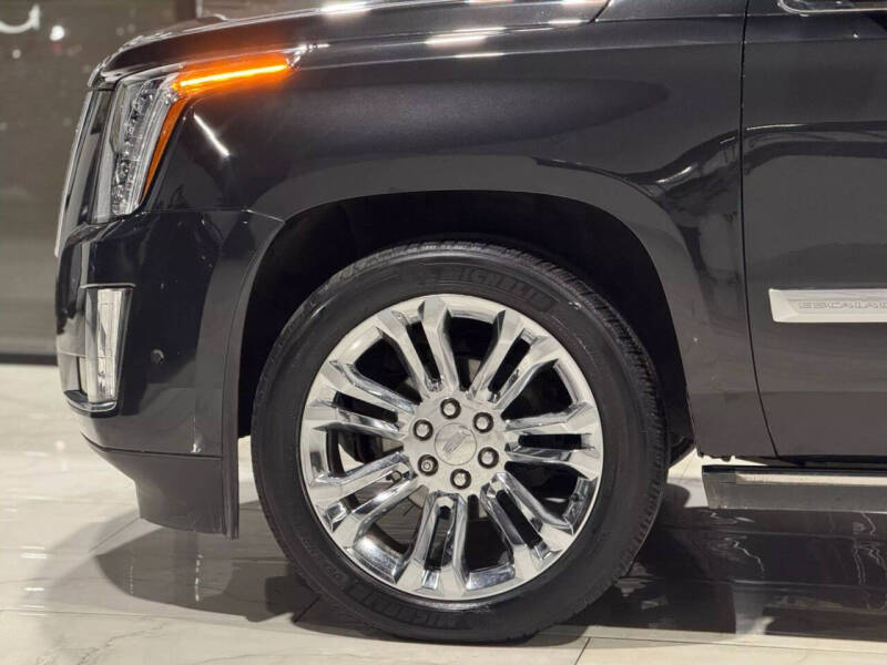 2019 Cadillac Escalade ESV Premium Luxury