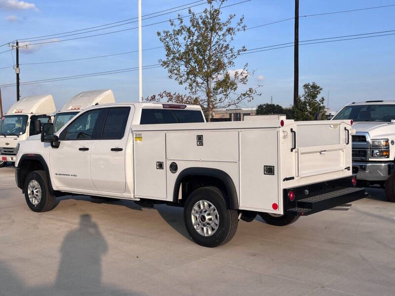2025 GMC Sierra 2500HD Pro