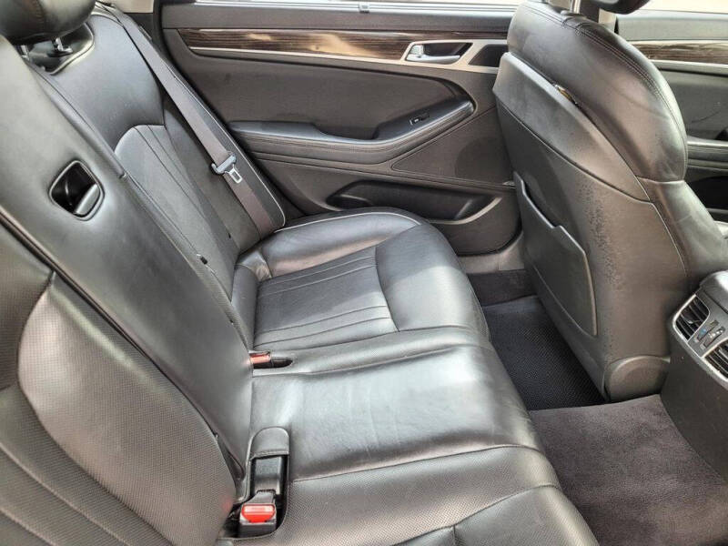 2015 Hyundai Genesis