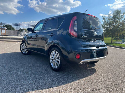 2018 Kia Soul +