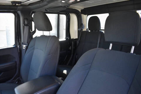 2022 Jeep Gladiator Sport