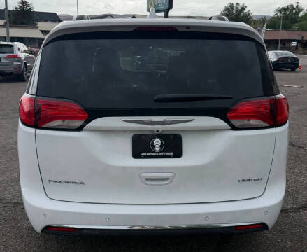2017 Chrysler Pacifica Limited