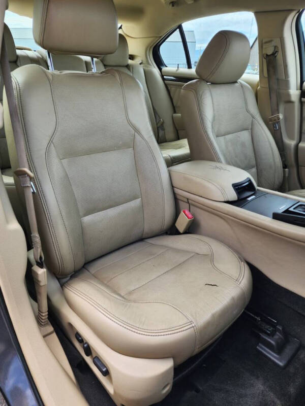 2016 Ford Taurus Limited