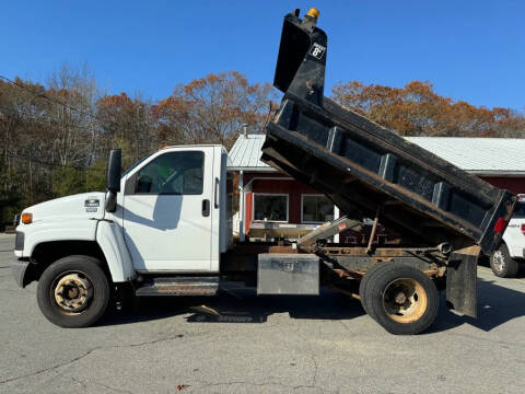 2003 Chevrolet Kodiak C4500 for sale at RRR AUTO SALES, INC. in Fairhaven MA