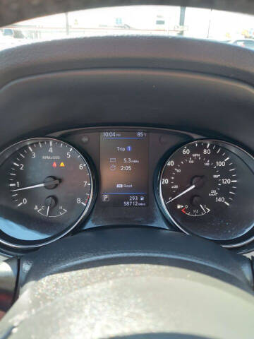 2018 Nissan Rogue SV