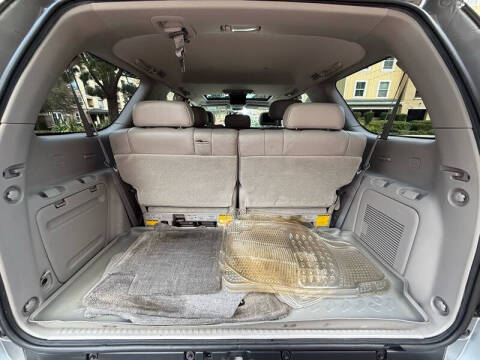 2004 Toyota Sequoia Limited