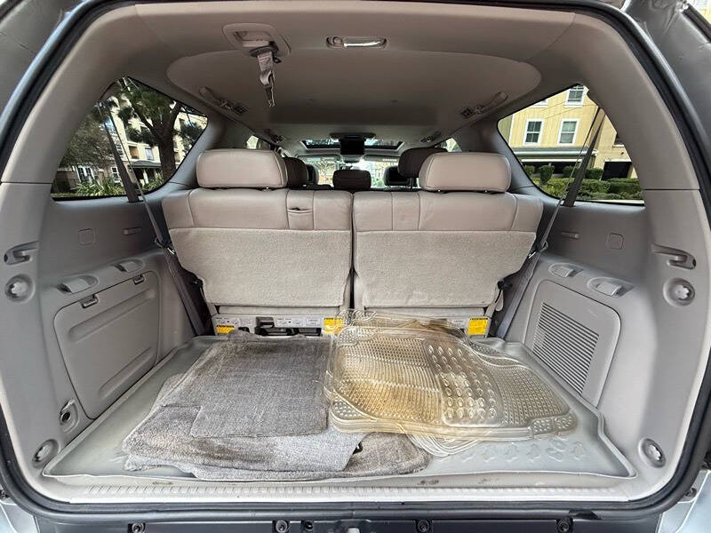 2004 Toyota Sequoia Limited