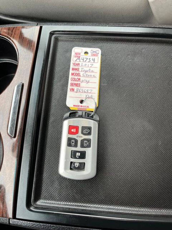 2017 Toyota Sienna